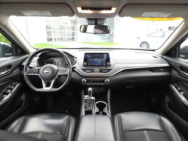 Used 2024 Nissan Altima 2.5 SR FWD image 22