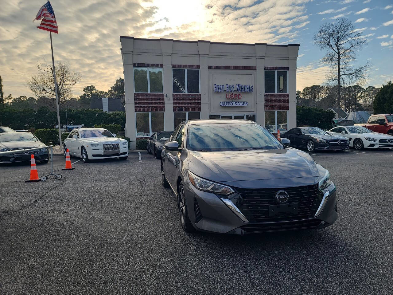 Used 2024 Nissan Sentra S FWD image 1