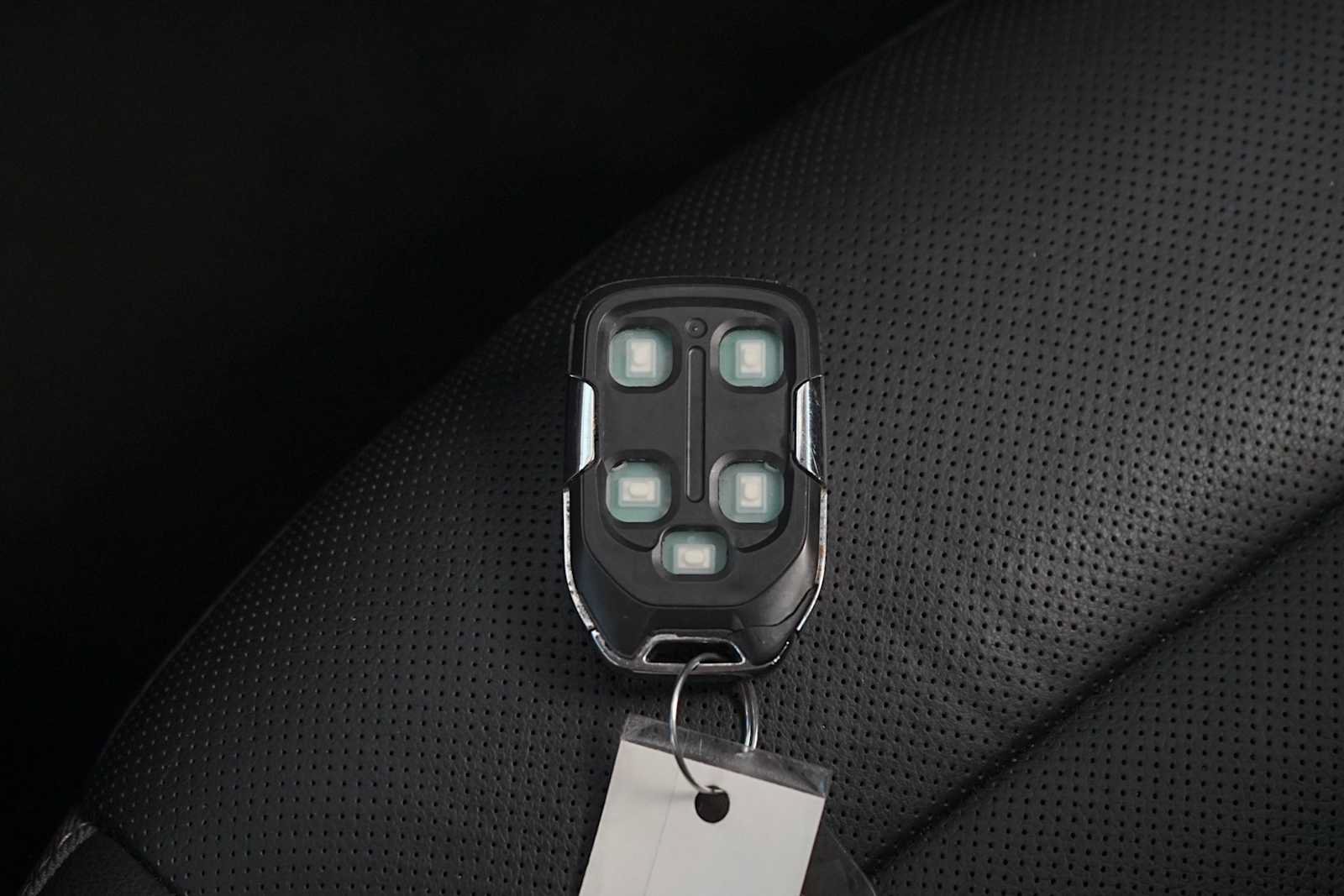Used 2023 GMC Acadia SLT FWD image 28