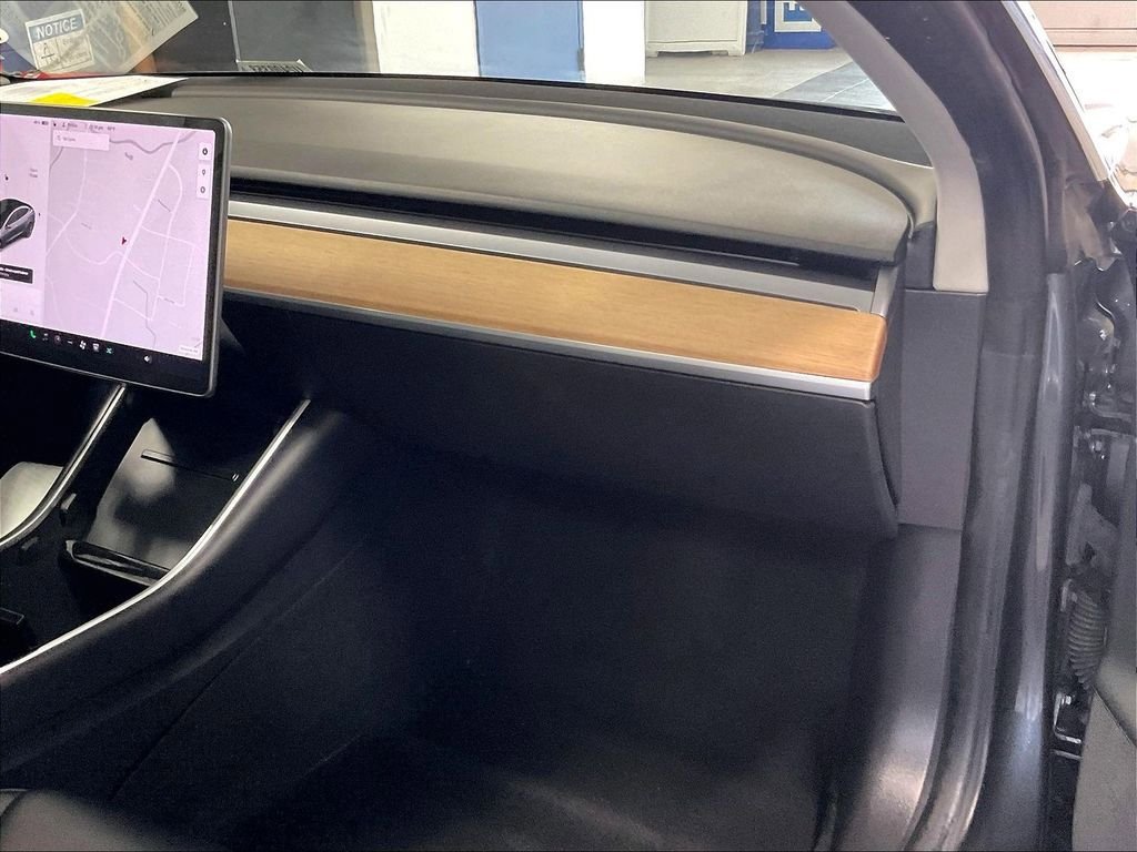 Used 2018 Tesla Model 3 Long Range AWD/4WD image 13