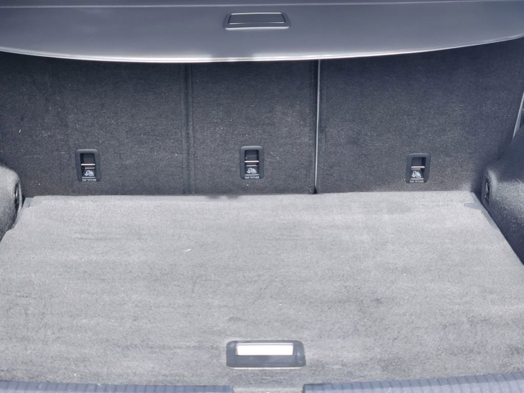 Used 2024 Volkswagen Tiguan SE w/ MDO Package, Two-Row image 20