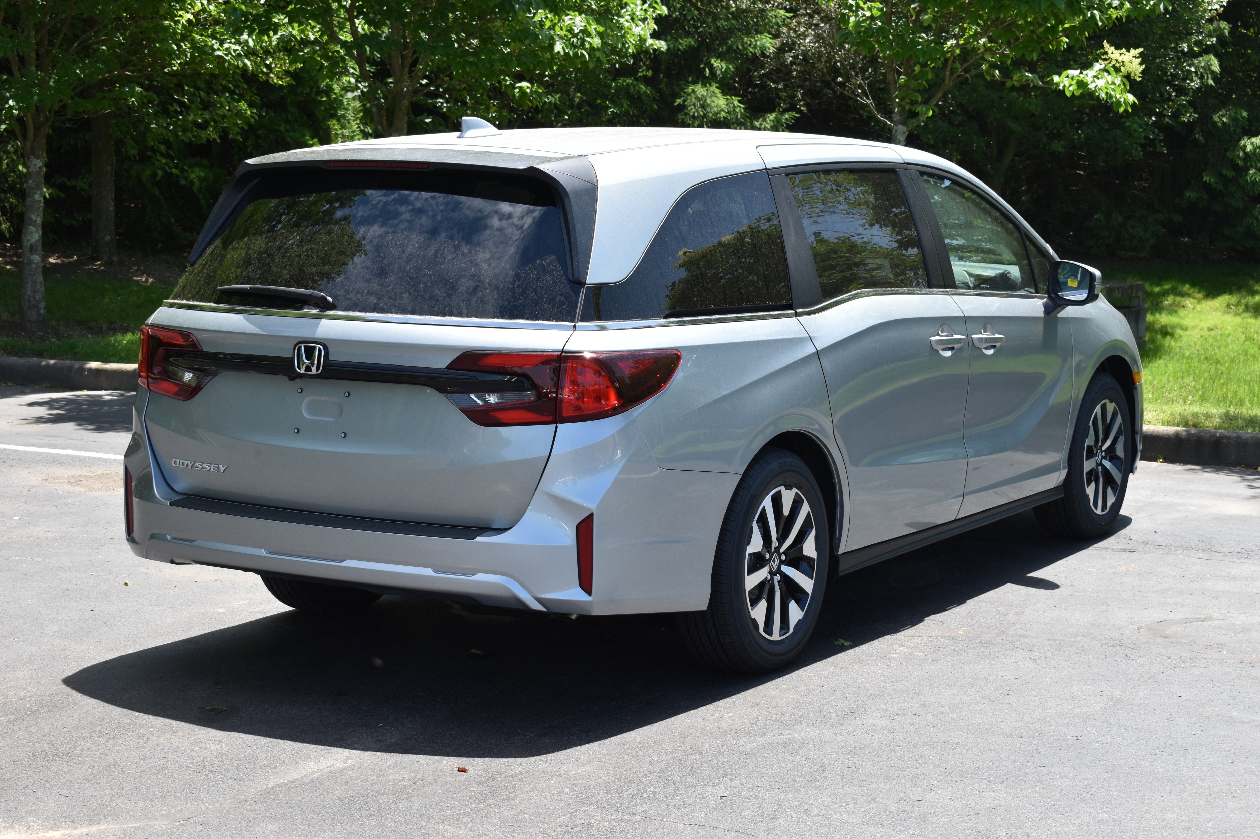 New 2026 Honda Odyssey EX-L image 8