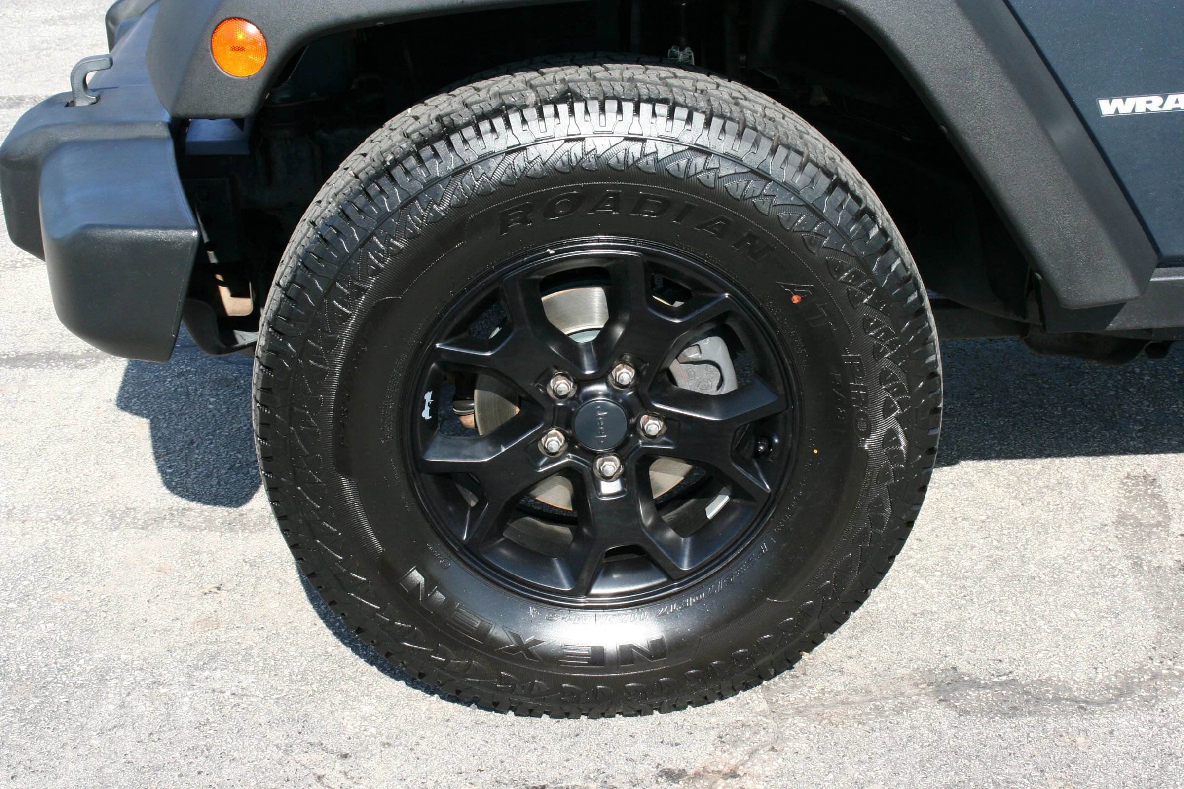 Used 2008 Jeep Wrangler Rubicon w/ Dual Top Group image 13