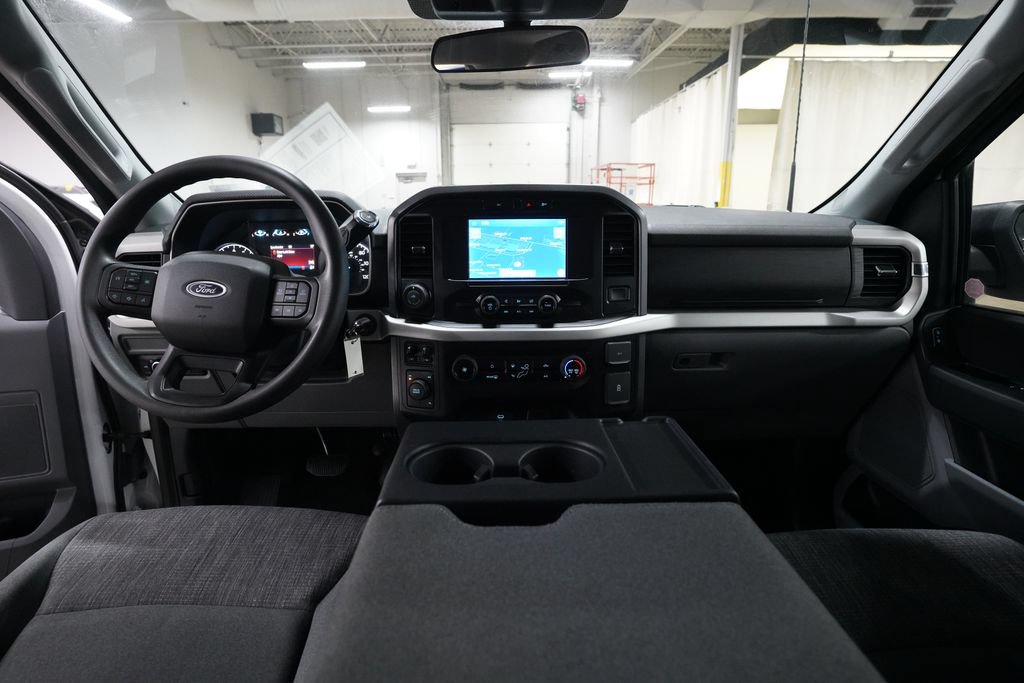Used 2022 Ford F150 XLT w/ Trailer Tow Package AWD/4WD image 6