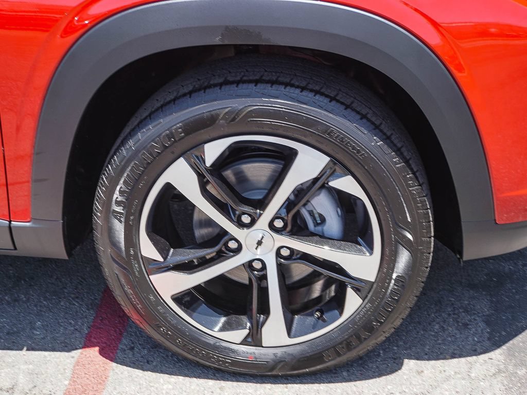 New 2026 Chevrolet Trax RS FWD image 9