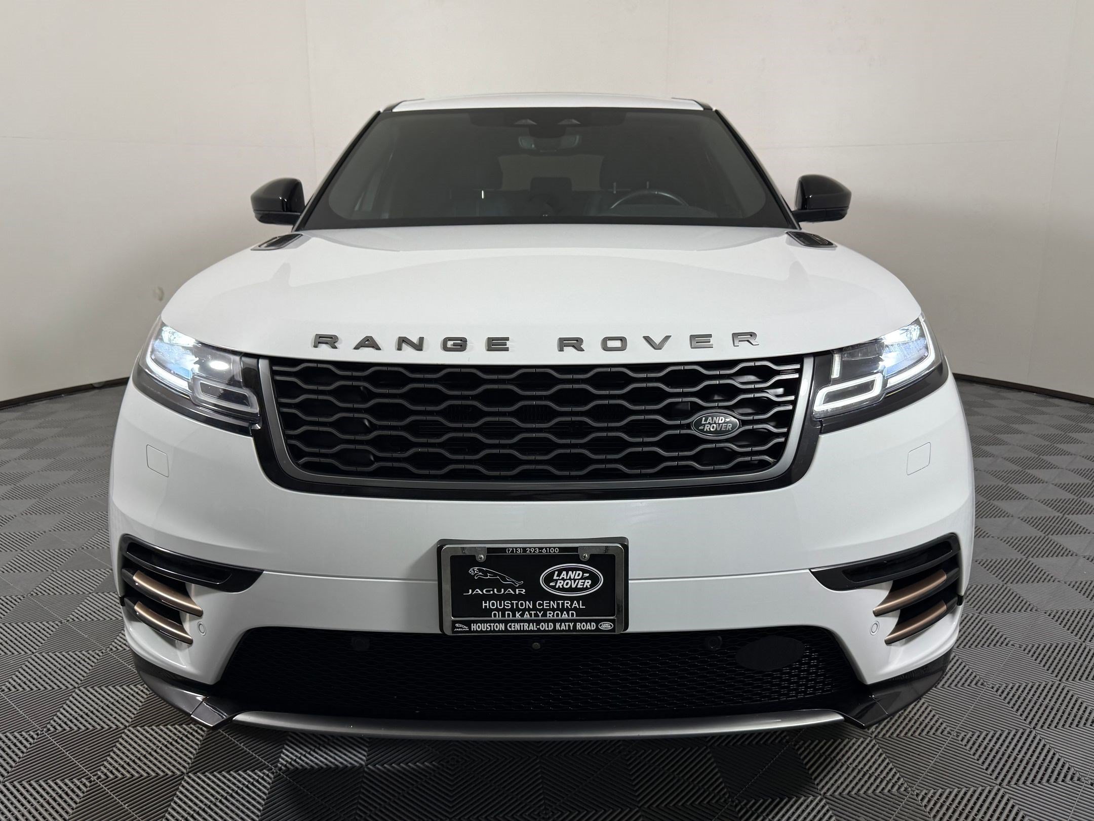 Used 2021 Land Rover Range Rover Velar R-Dynamic S AWD/4WD image 5