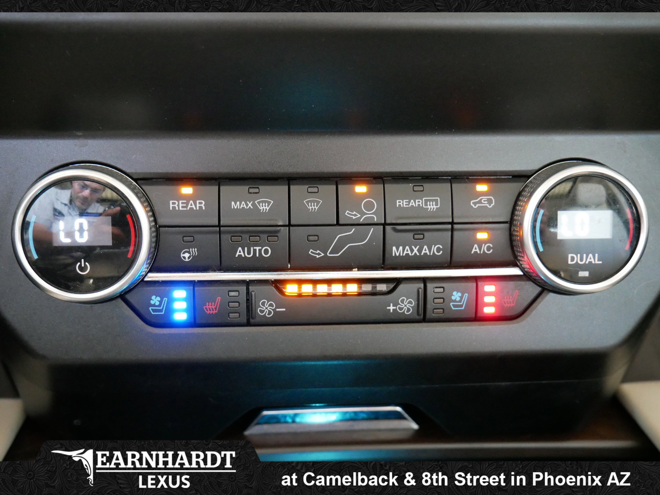 Used 2020 Ford Expedition Platinum AWD/4WD image 36