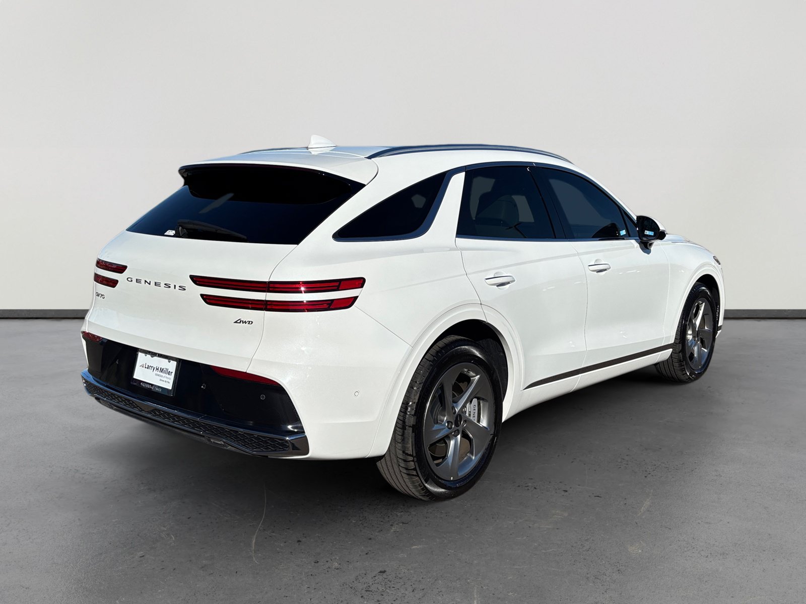 Used 2026 Genesis GV70 2.5T Advanced AWD/4WD image 5