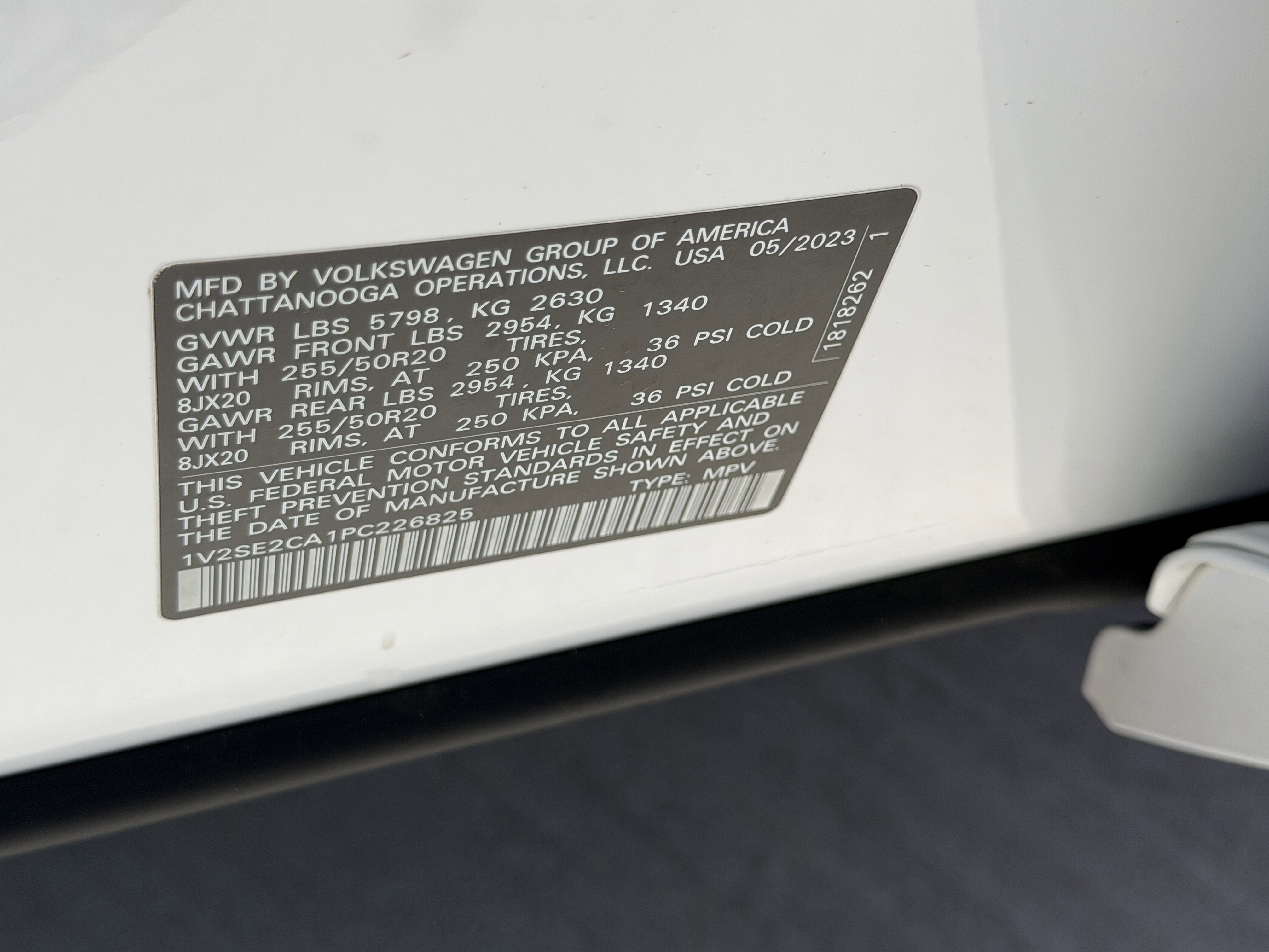 Used 2023 Volkswagen Atlas Cross Sport SEL R-Line image 32