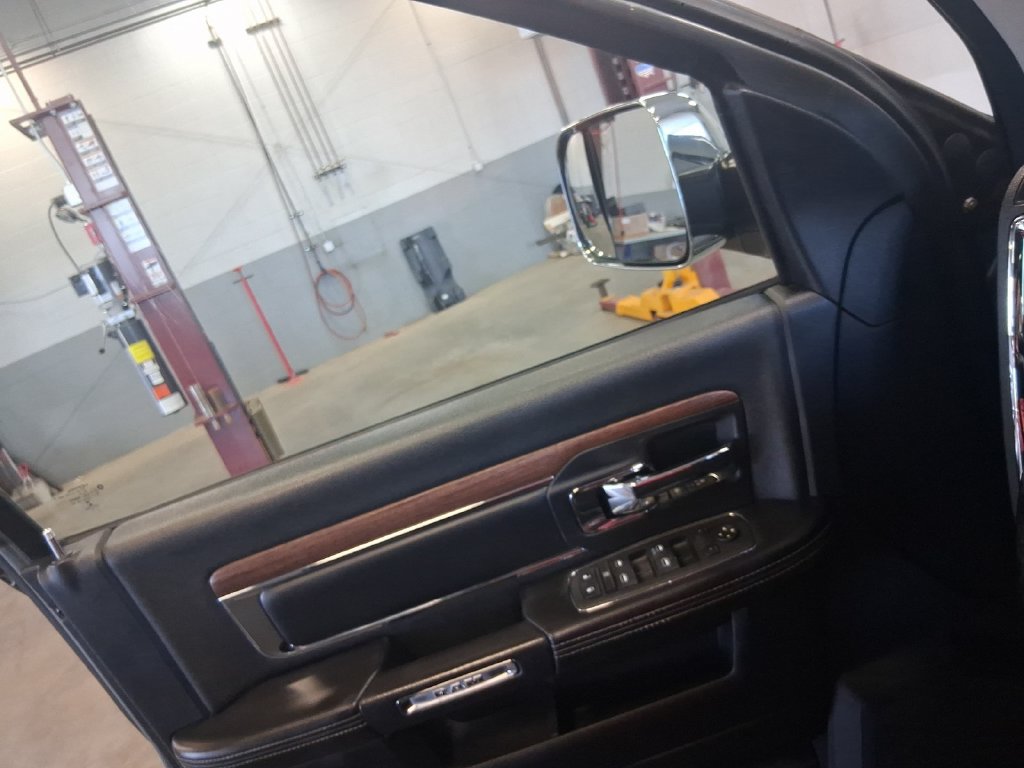 Used 2013 RAM 2500 Laramie w/ Convenience Group AWD/4WD image 10