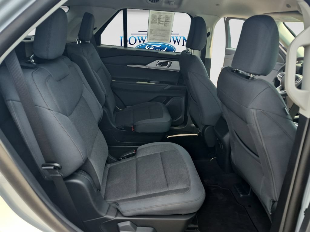 Used 2026 Ford Explorer Active AWD/4WD image 26