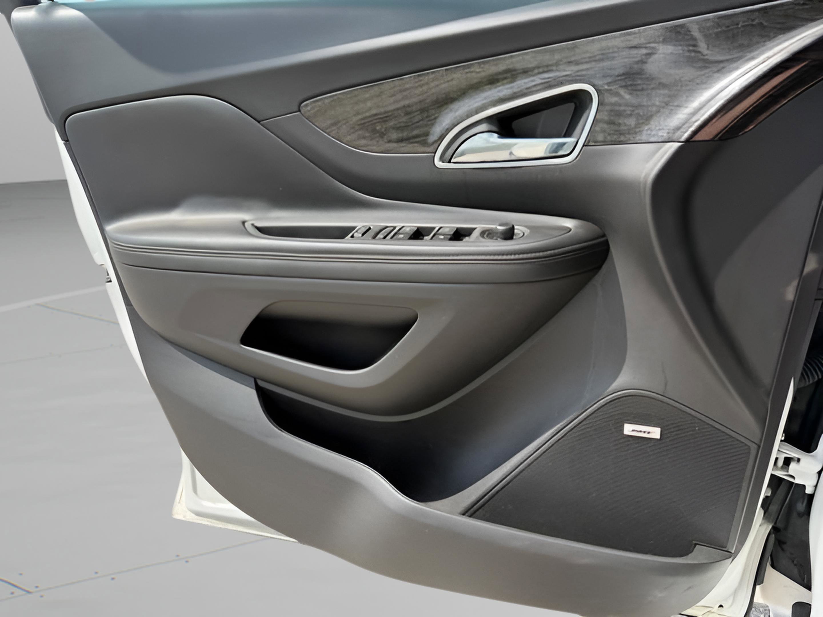 Used 2015 Buick Encore Premium FWD image 19