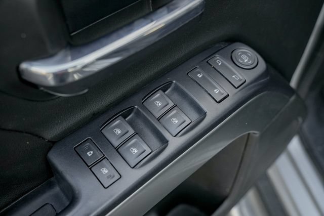 Used 2018 Chevrolet Silverado 1500 LT w/ All Star Edition AWD/4WD image 20