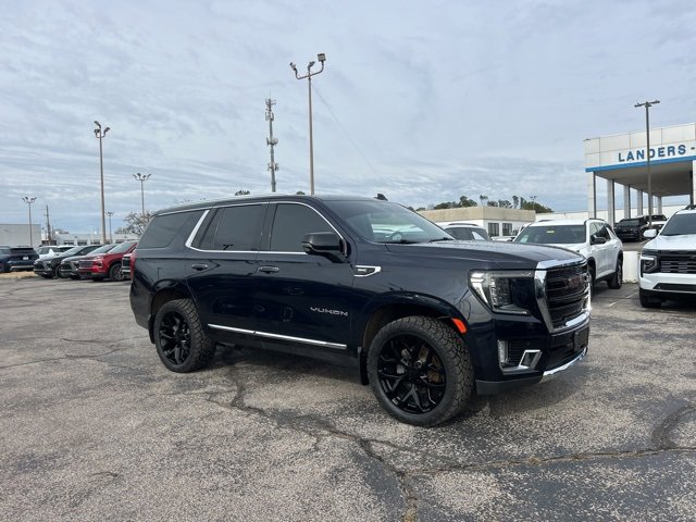 Used 2021 GMC Yukon SLT w/ SLT Luxury Plus Package