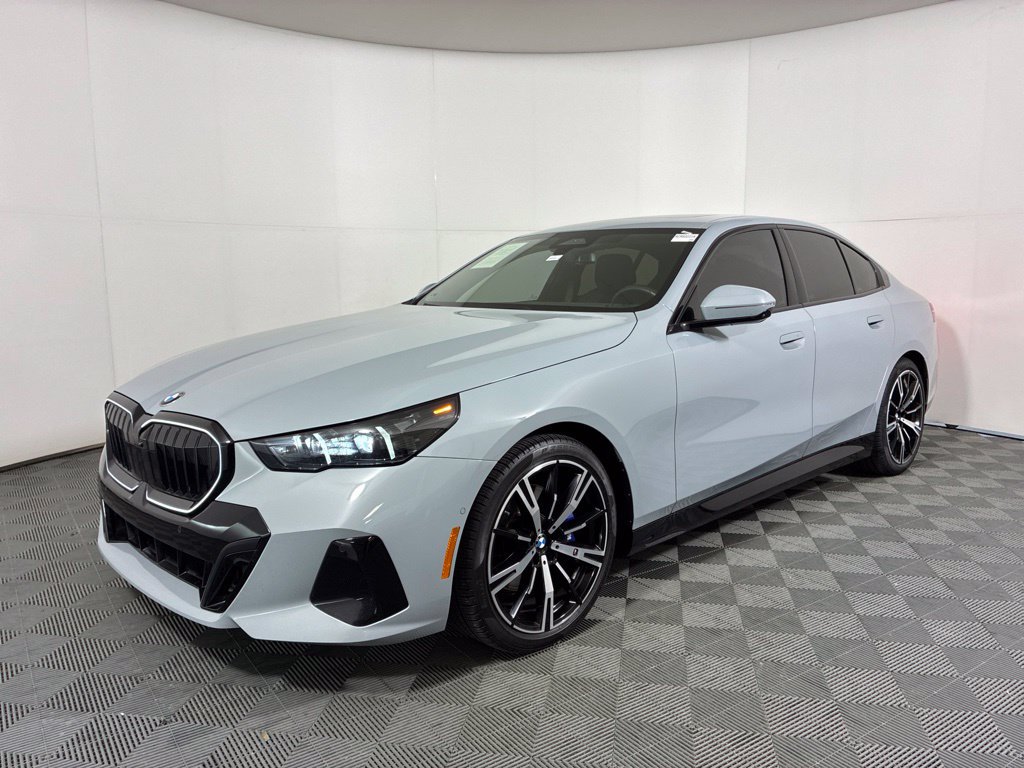 Certified 2024 BMW 530i w/ M Sport Package RWD image 2
