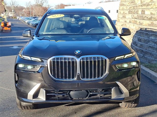 Used 2023 BMW X7 xDrive40i w/ Premium Package image 2