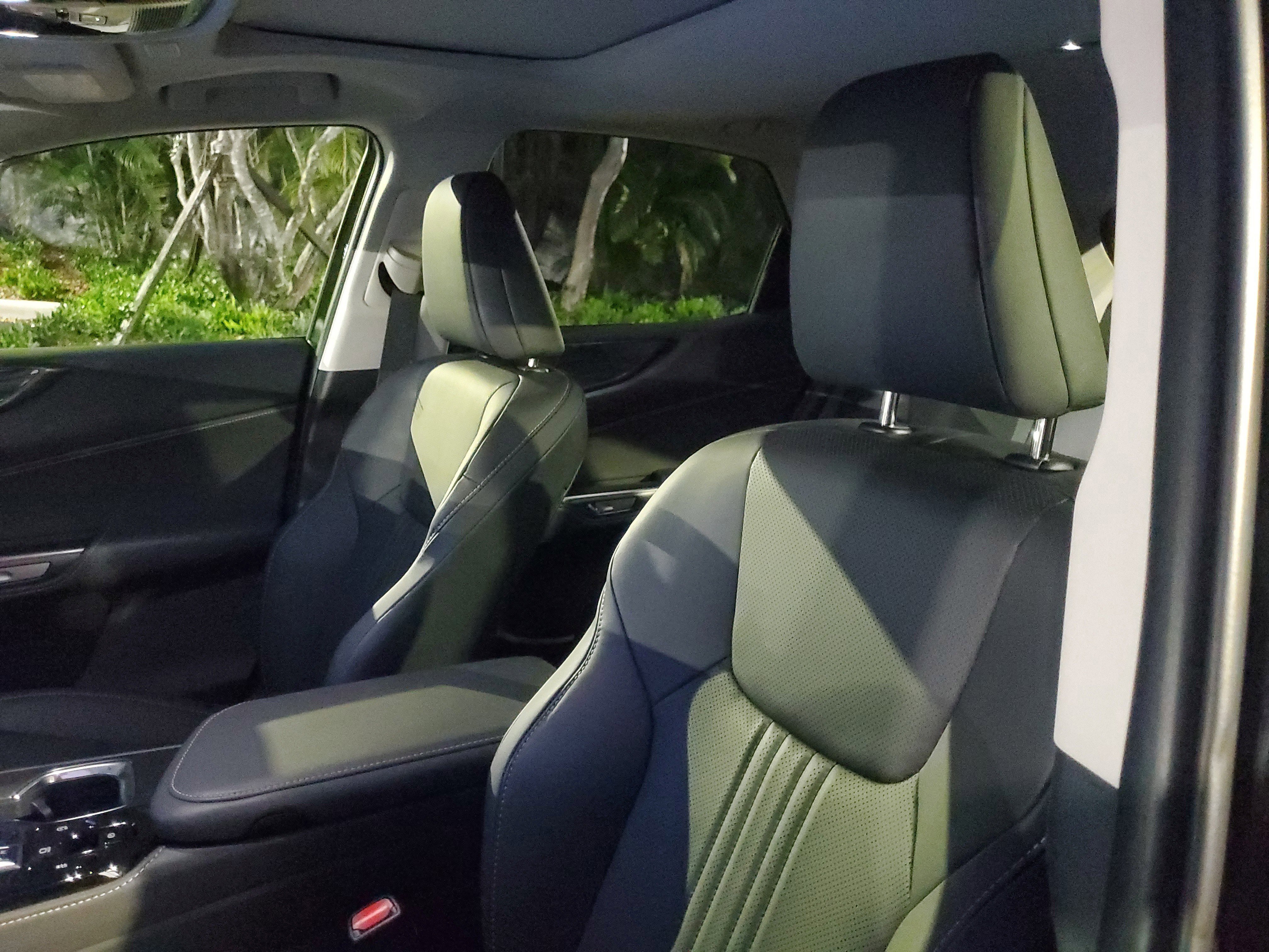 Certified 2025 Lexus NX 250 FWD w/ Premium Package image 17