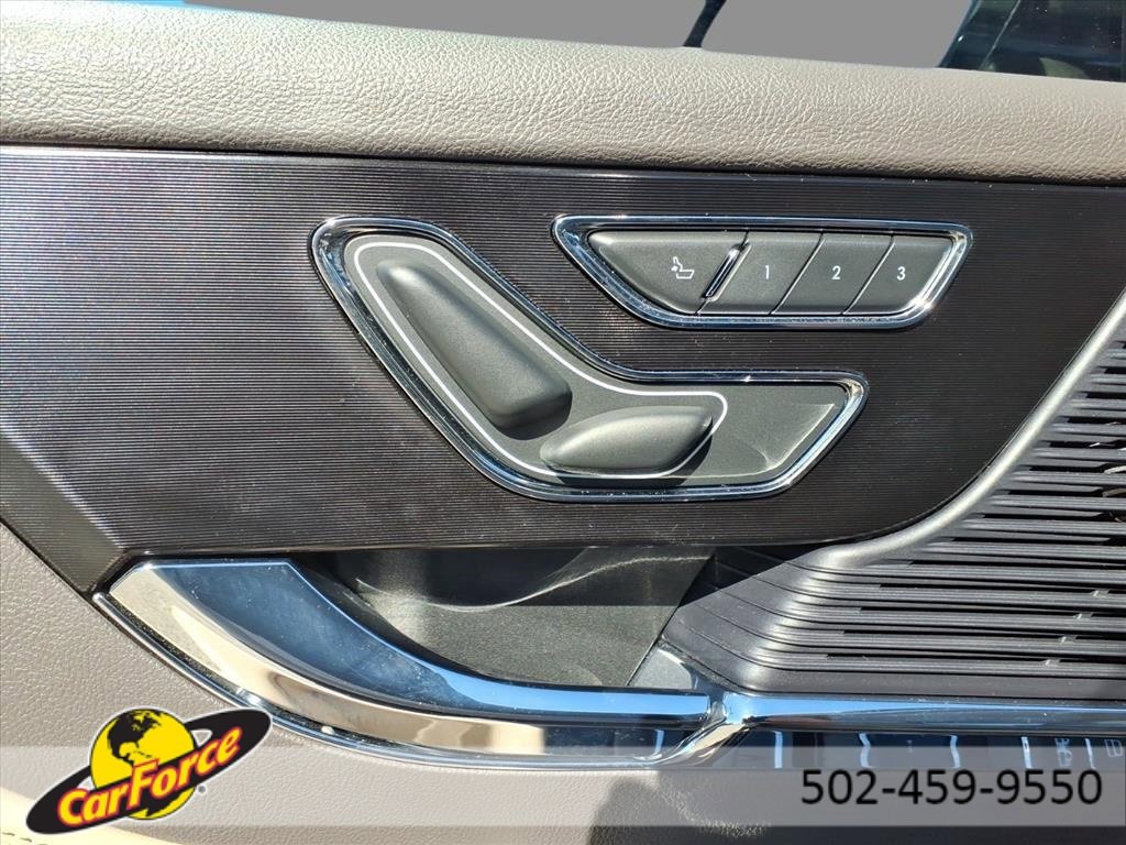 Used 2021 Lincoln Corsair AWD image 20