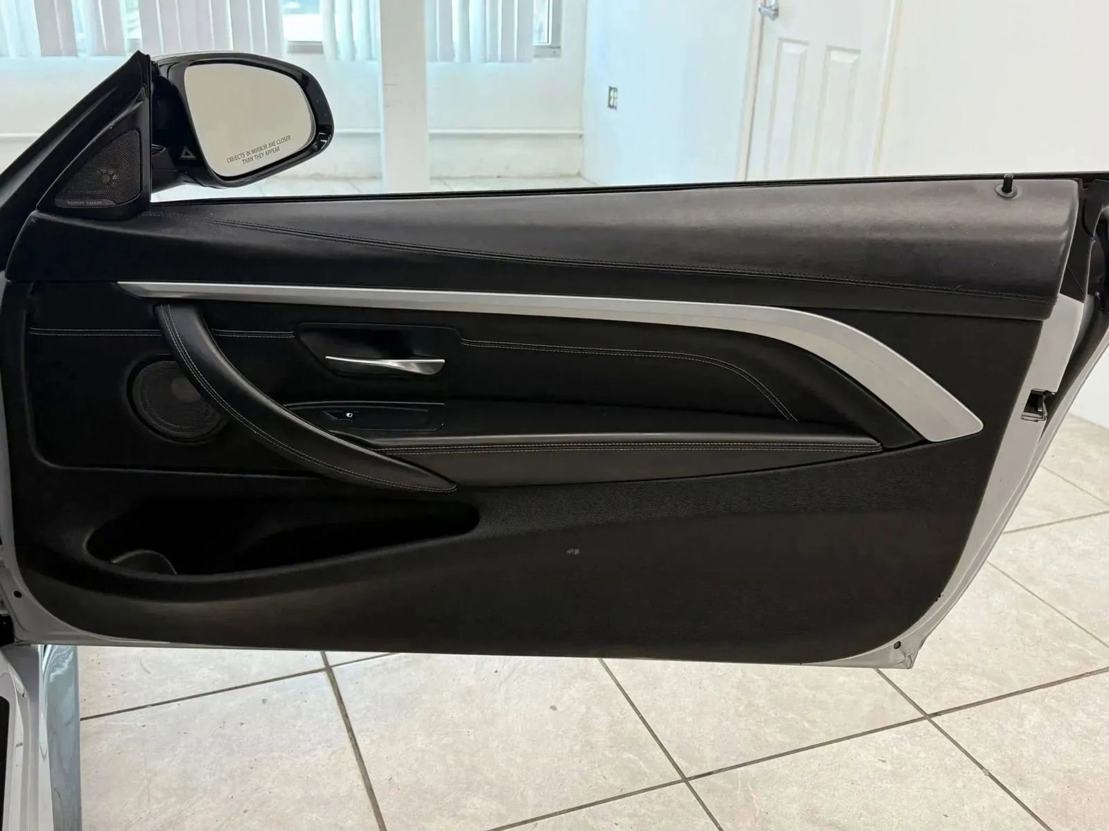 Used 2016 BMW M4 Coupe image 18