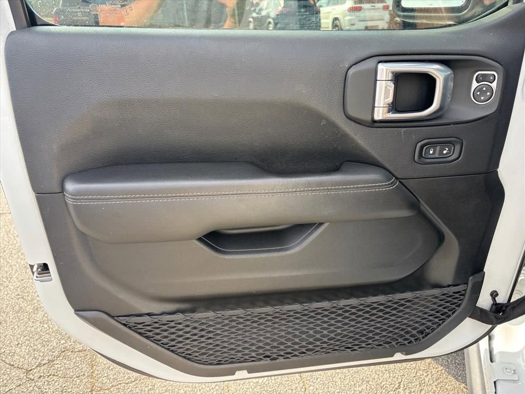 Used 2021 Jeep Wrangler Unlimited Rubicon image 9