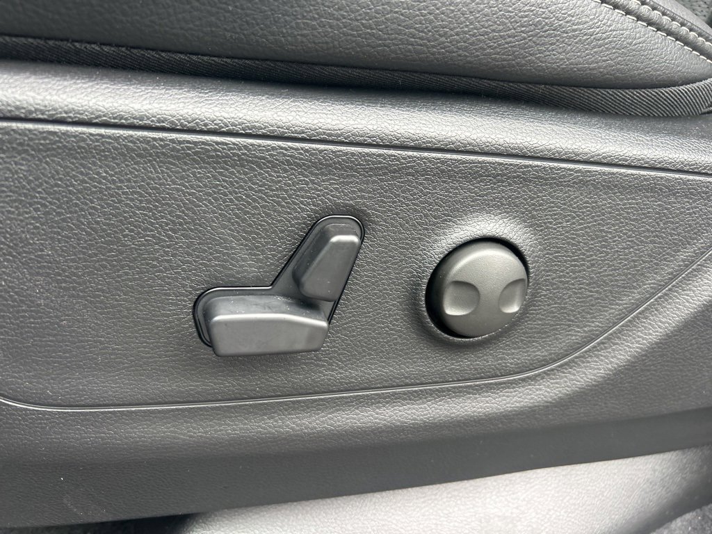 New 2026 RAM 1500 Rebel w/ Rebel Level 2 Equipment Group image 15