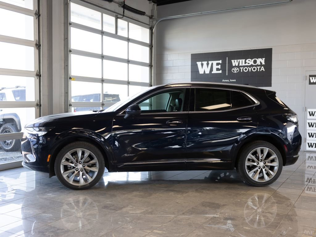 Used 2021 Buick Envision Avenir image 1