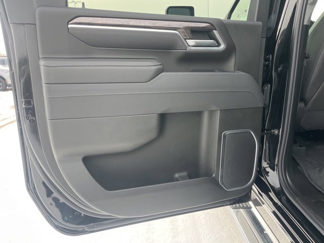 Used 2025 Chevrolet Silverado 3500 LTZ w/ Trail Boss Package image 39