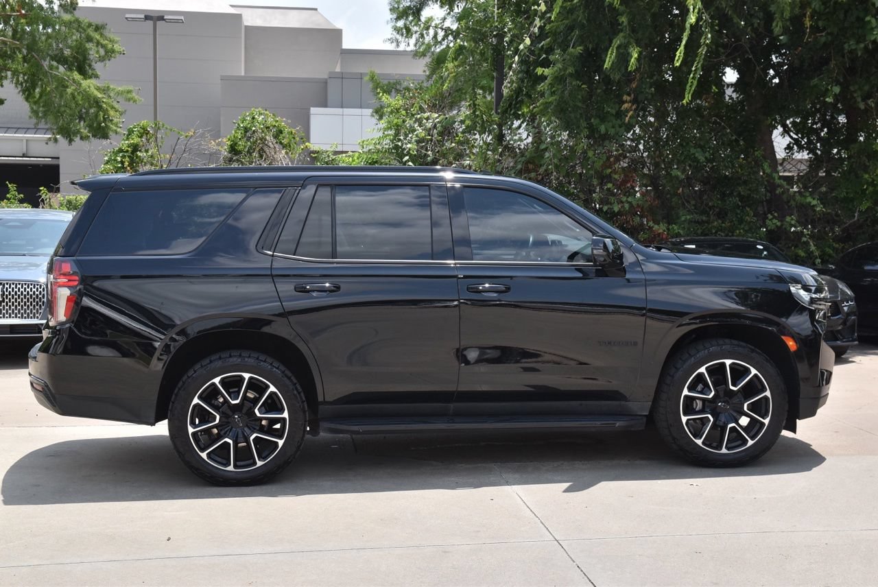 Used 2024 Chevrolet Tahoe RST w/ Luxury Package RWD image 6