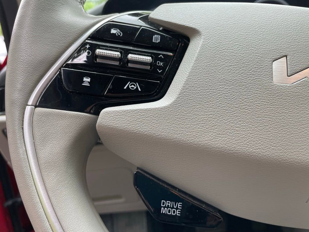 Used 2023 Kia Niro Wind w/ Wind Preserve Package FWD image 12