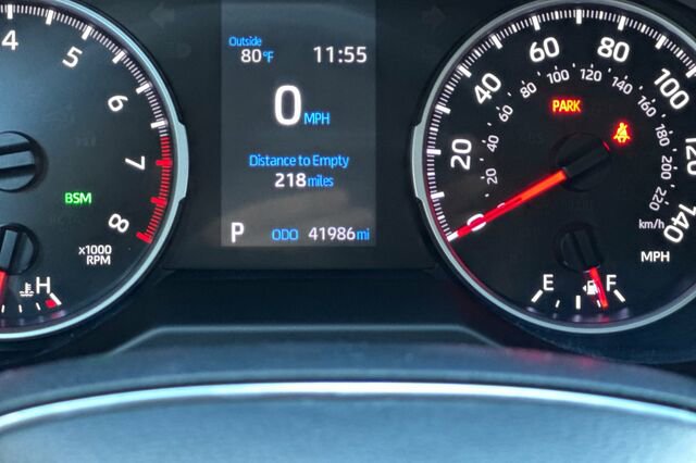 Used 2020 Toyota RAV4 XLE w/ XLE Grade Weather Package image 22