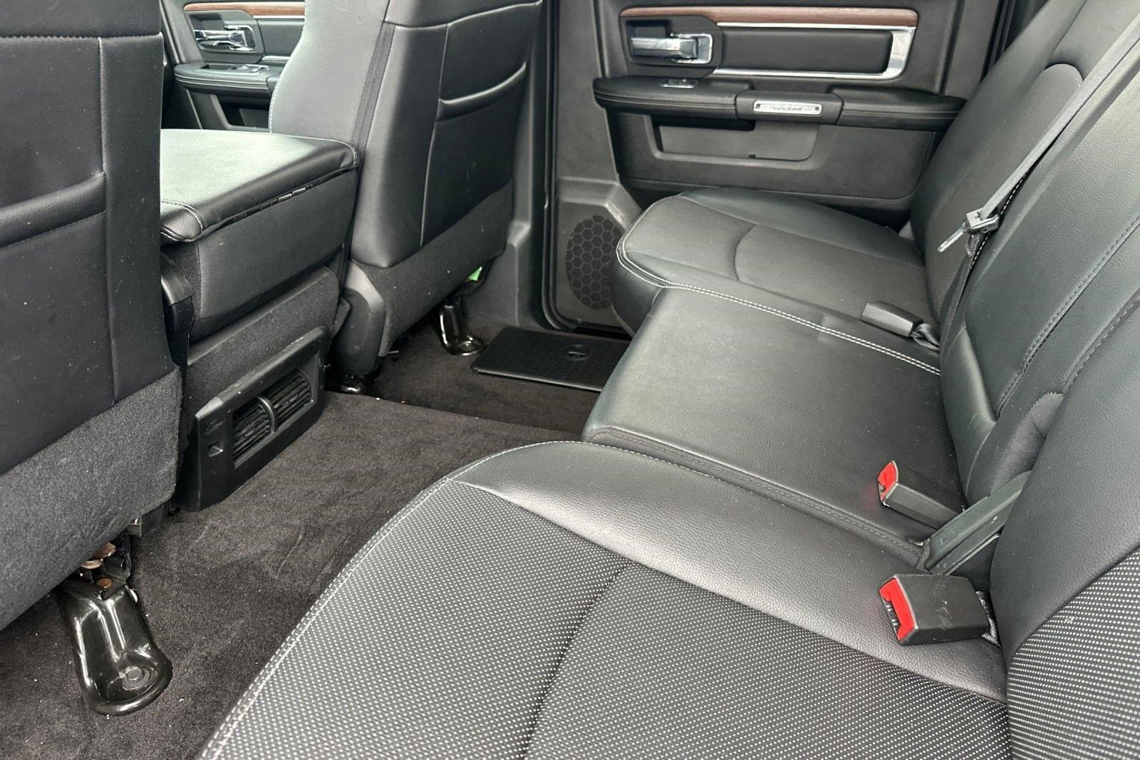 Used 2017 RAM 1500 Laramie image 27