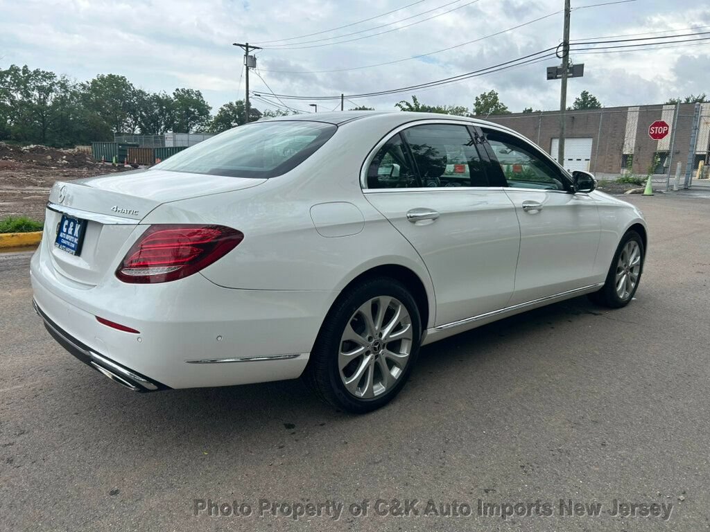 Used 2018 Mercedes-Benz E 300 4MATIC image 9