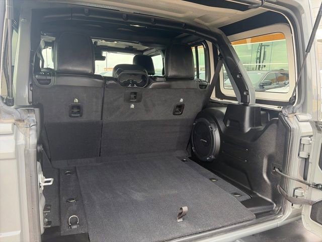 Used 2022 Jeep Wrangler Unlimited Rubicon image 28