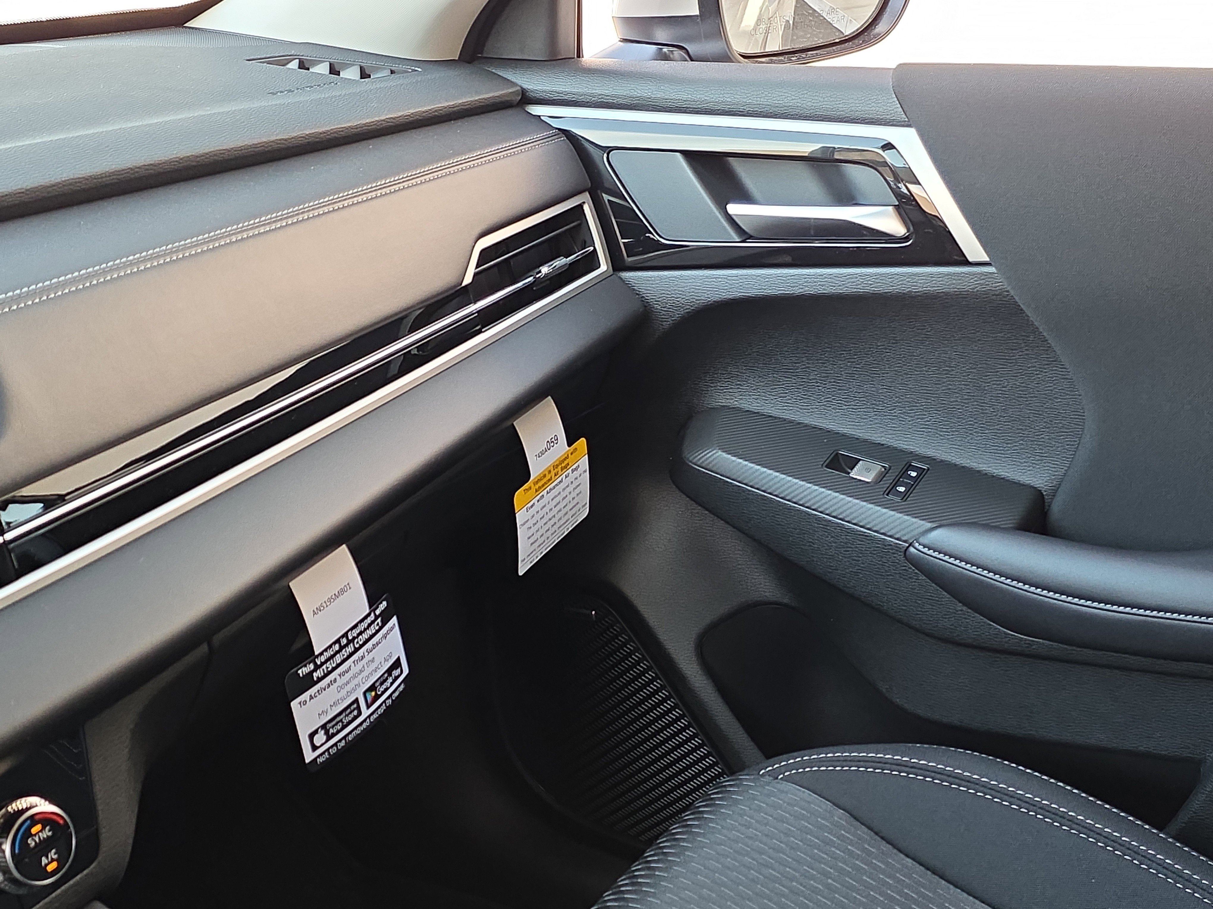 New 2026 Mitsubishi Outlander ES FWD image 24
