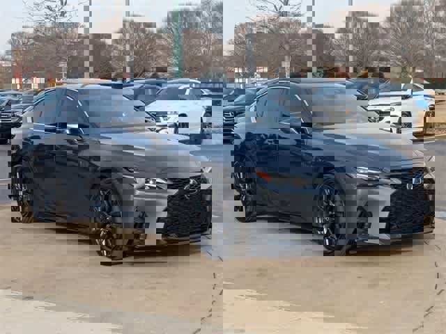 Used 2024 Lexus IS 300 F Sport image 3