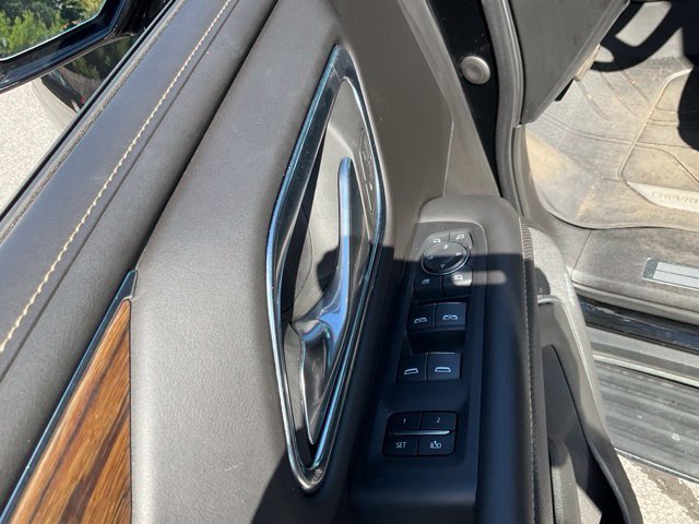 Used 2023 Chevrolet Tahoe Premier RWD image 8