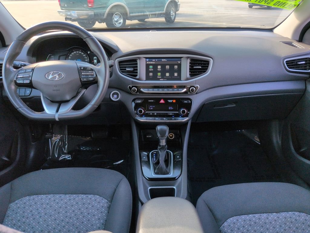 Used 2017 Hyundai Ioniq SEL FWD image 23