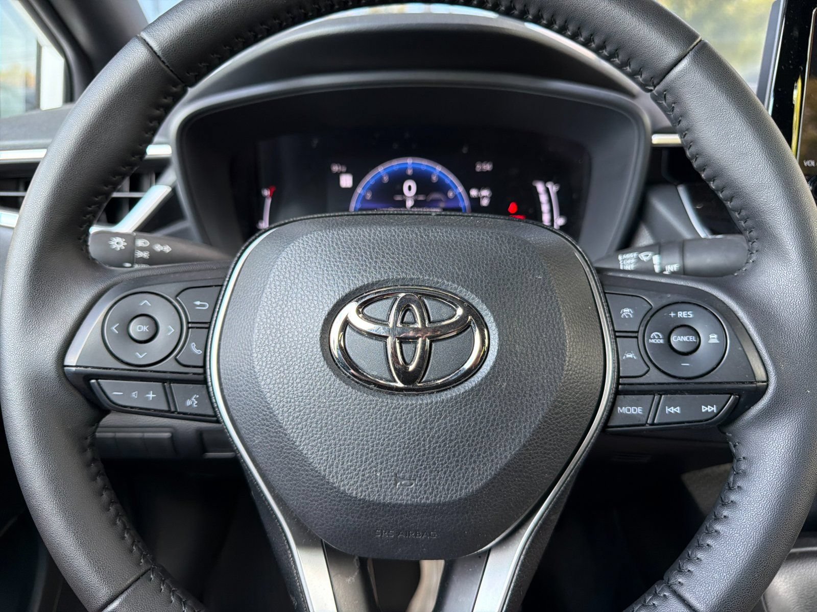 Used 2026 Toyota Corolla SE FWD image 21