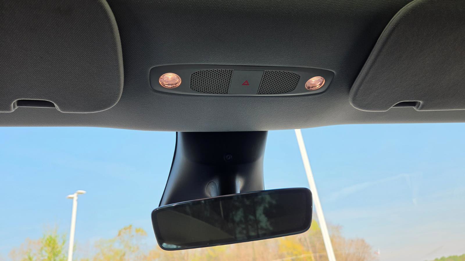 Used 2023 Tesla Model Y Long Range image 39