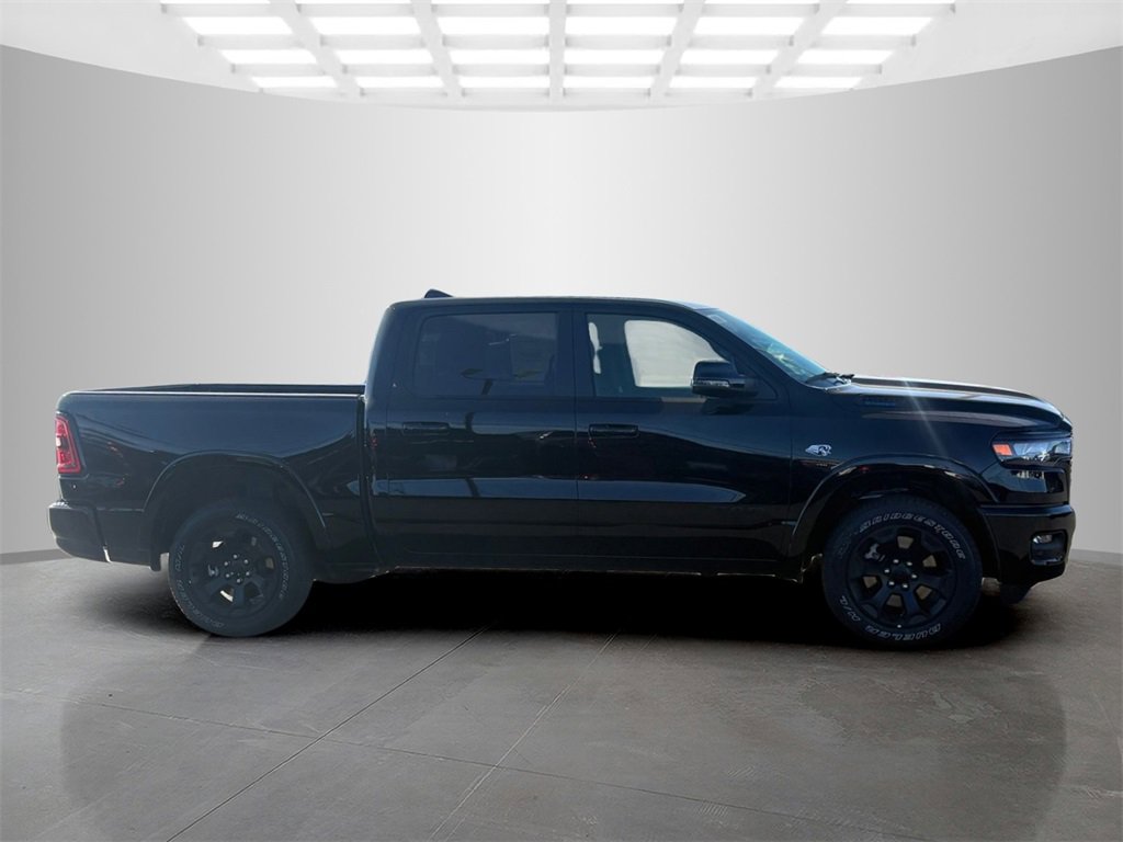 New 2026 RAM 1500 4x4 Crew Cab image 2