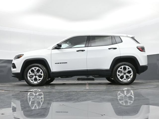 Used 2025 Jeep Compass Sport AWD/4WD image 44