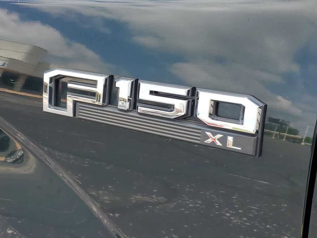 Used 2015 Ford F150 XL w/ Trailer Tow Package RWD image 28