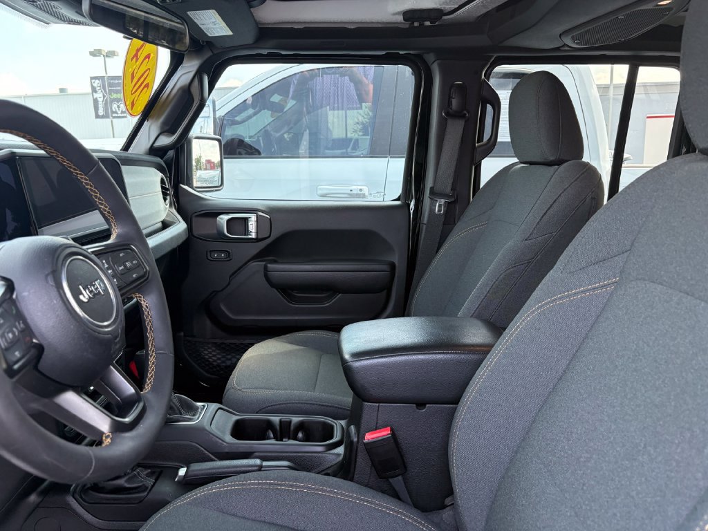 Used 2024 Jeep Wrangler Unlimited Sport AWD/4WD image 13