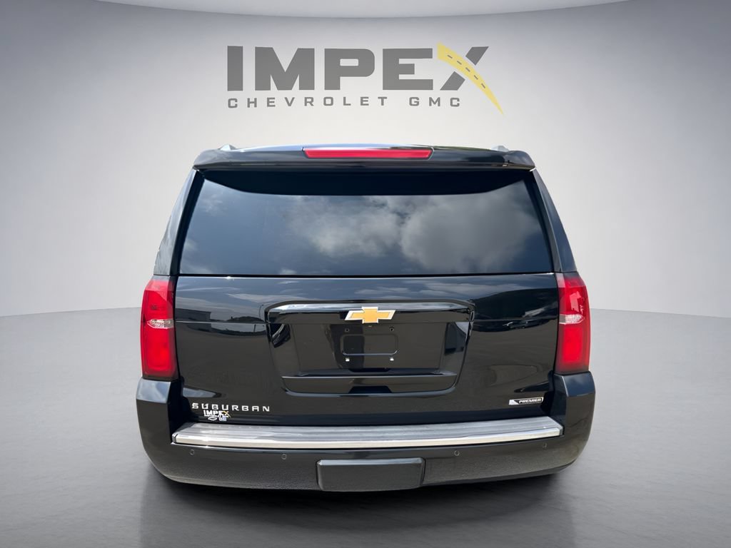 Used 2018 Chevrolet Suburban Premier AWD/4WD image 4
