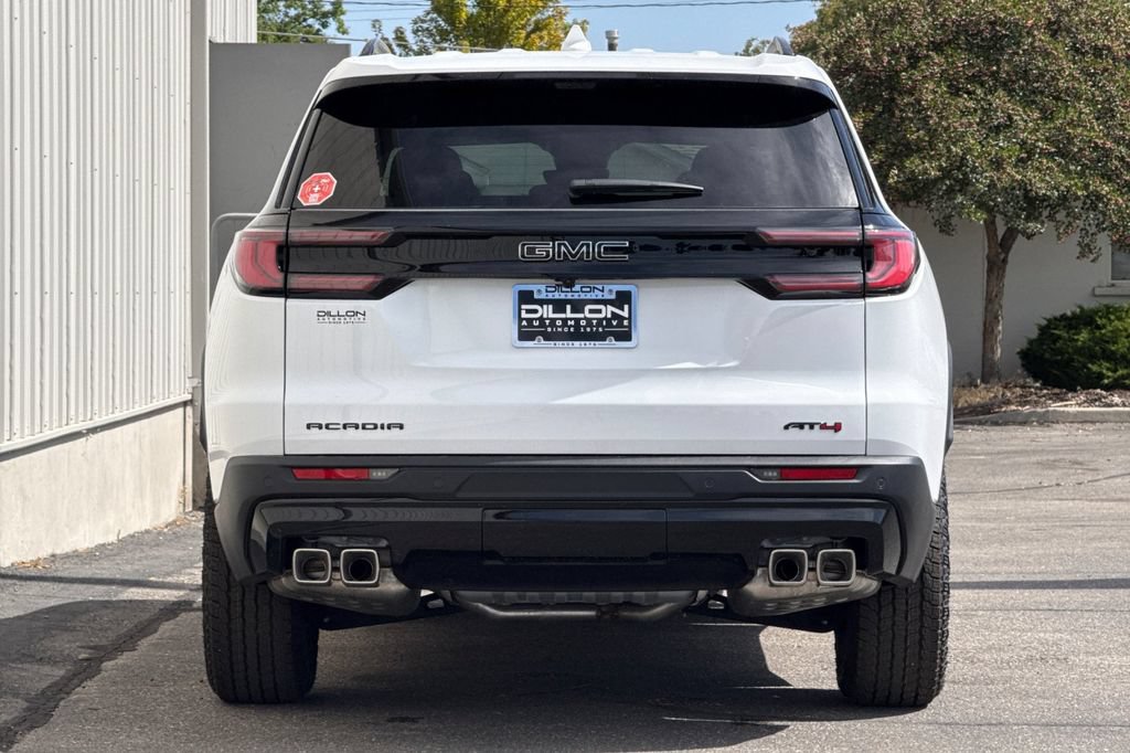 New 2027 GMC Acadia AT4 w/ Luxury Package AWD/4WD image 8