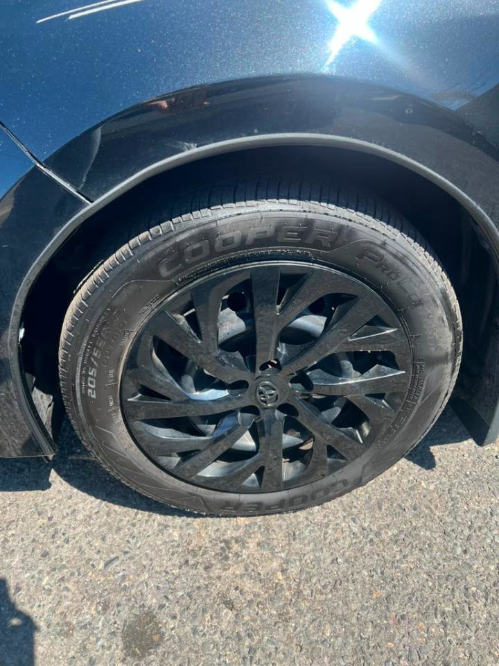 Used 2019 Toyota Corolla LE FWD image 14
