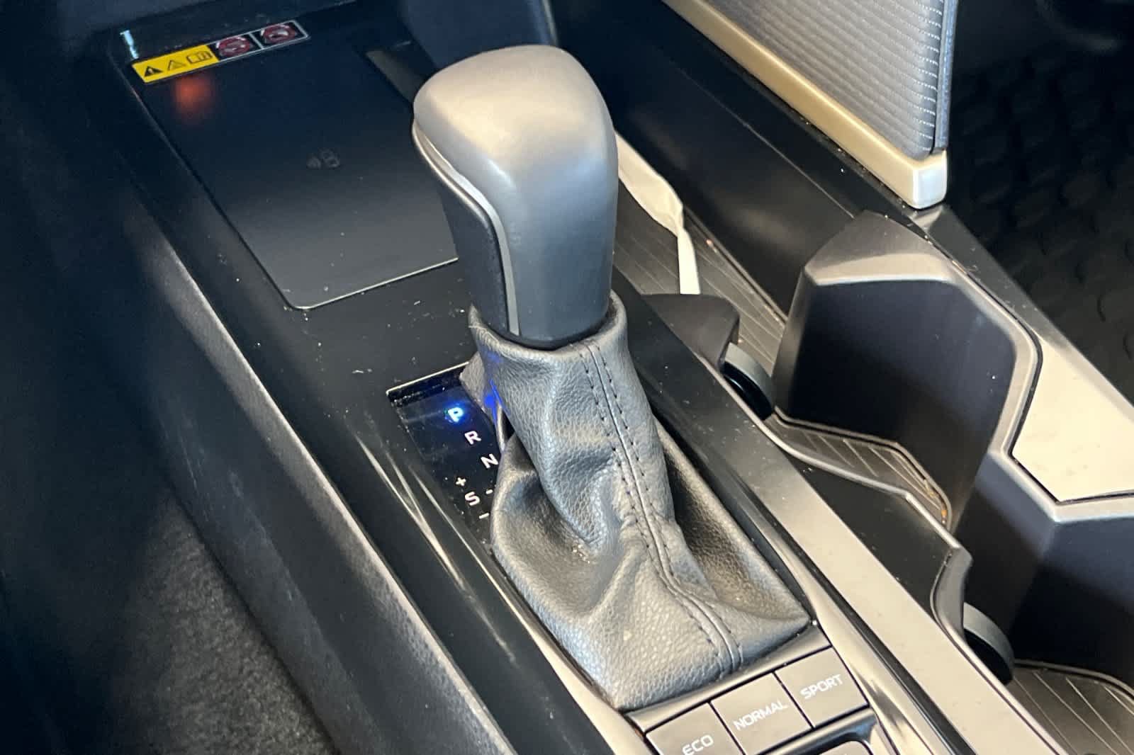 Used 2025 Toyota Camry SE FWD image 21