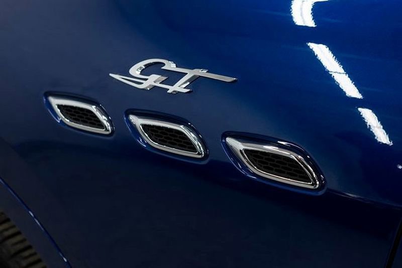 Used 2022 Maserati Levante GT image 40