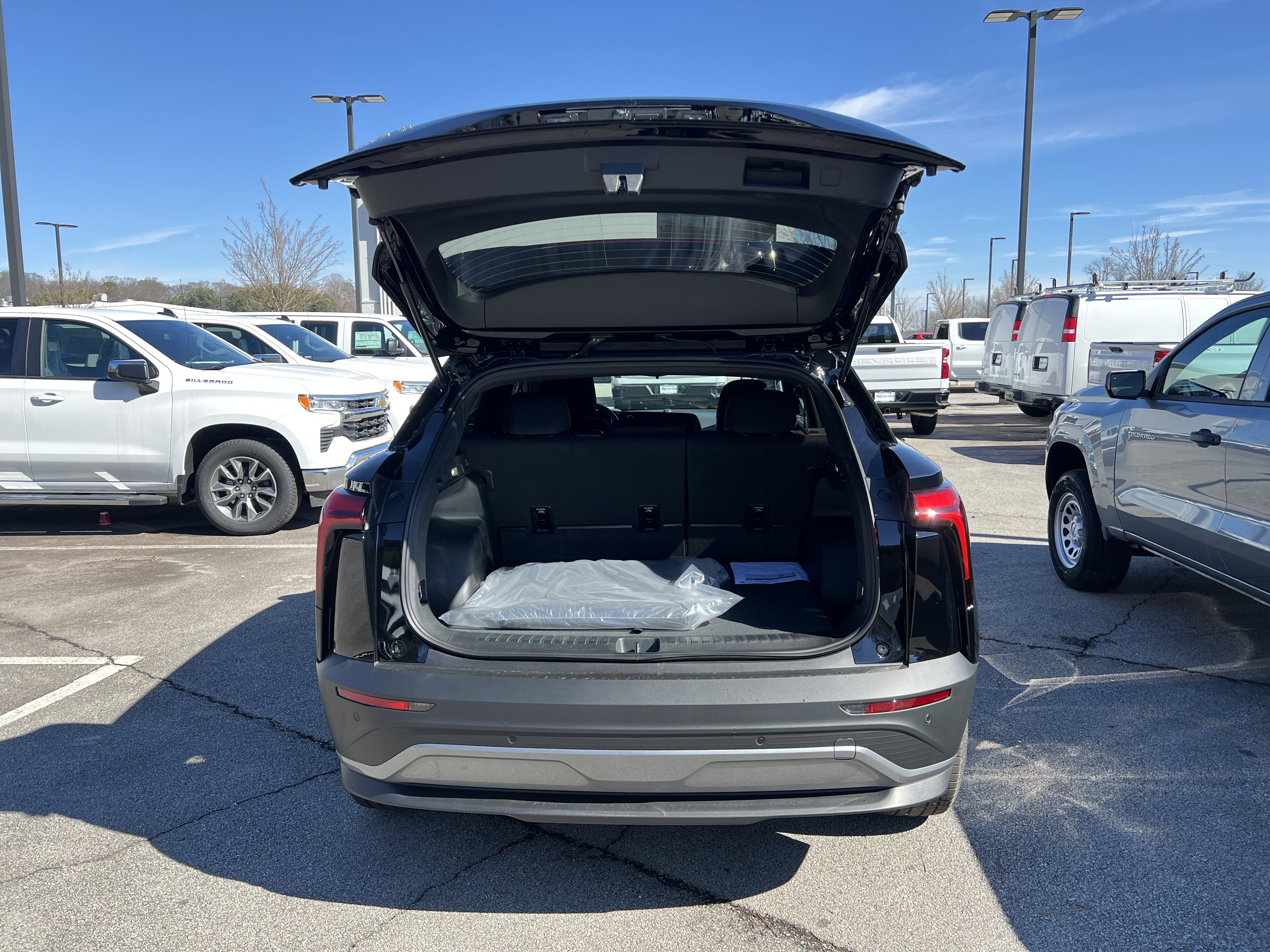 New 2026 Chevrolet Blazer EV LT image 10