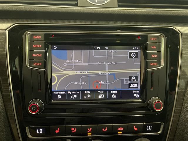 Used 2017 Volkswagen Passat 1.8T SE FWD image 14